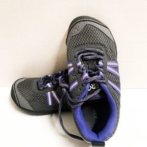 NWOB XERO Kid’s Prio shoes Unisex size US Youth 1